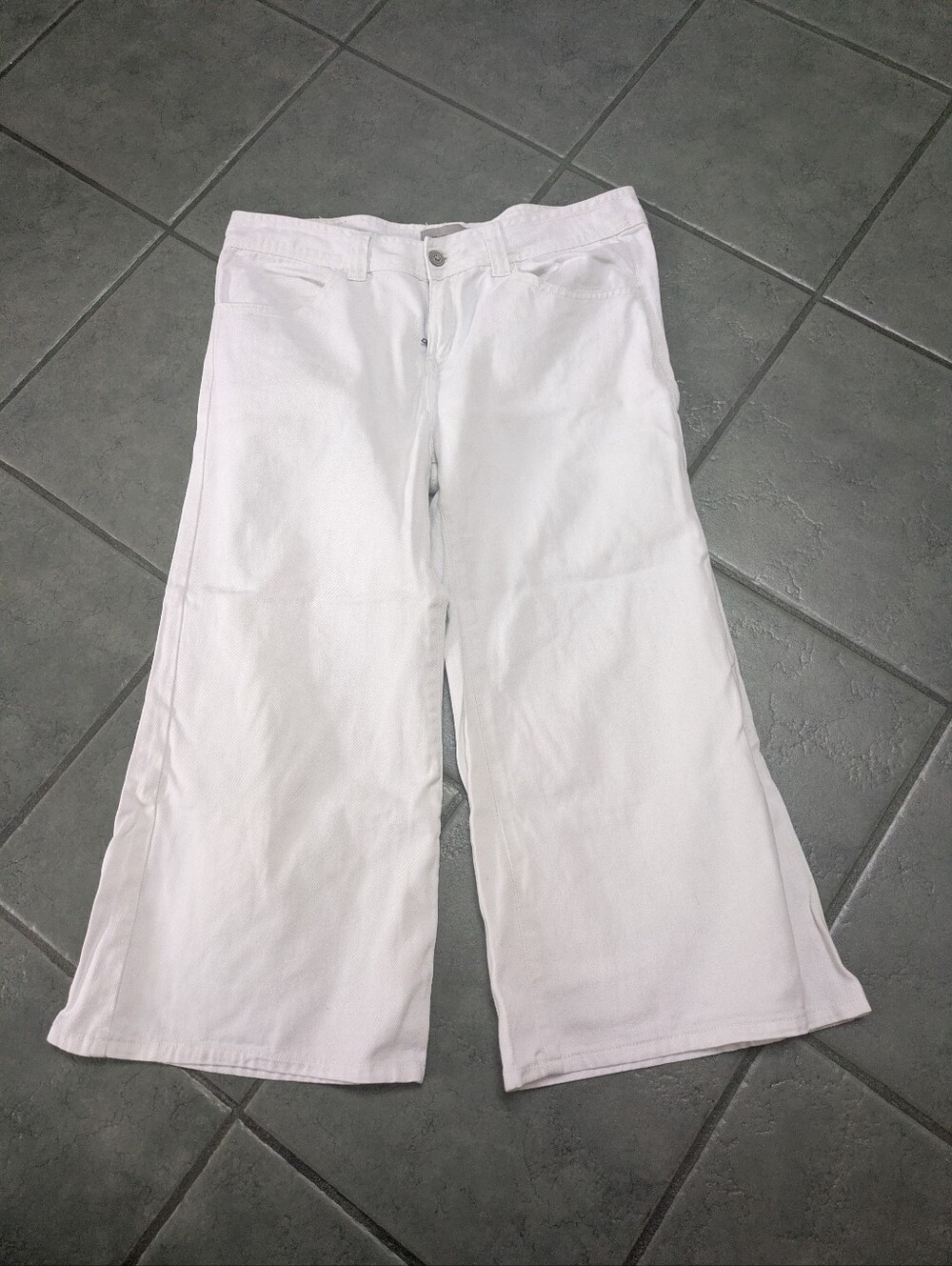 TEX Cropped Jeans Size 30 ( Free With $50.09 Purchase)